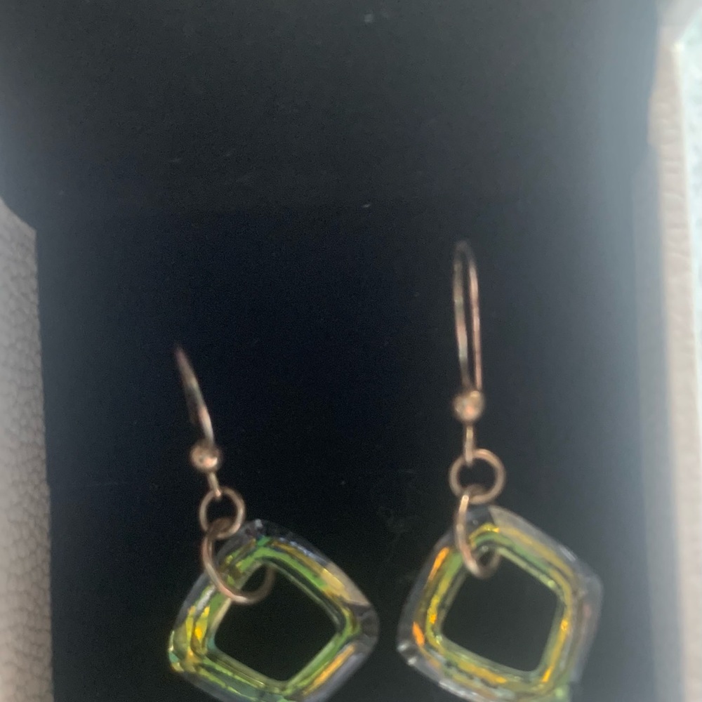dangle earrings